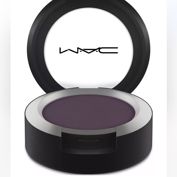 MAC ITS VINTAGE Powder Kiss Soft Matte Eye Shadow - Picture 5 of 6